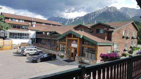 Rundle Mountain Lodge